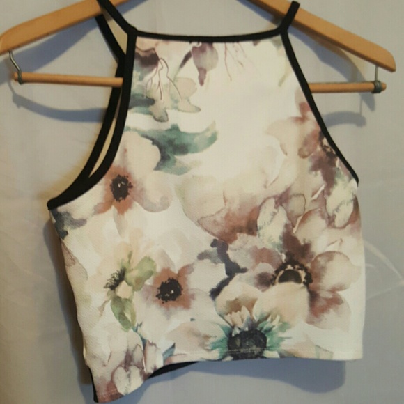 Beautiful flower design crop top L - Picture 5 of 5